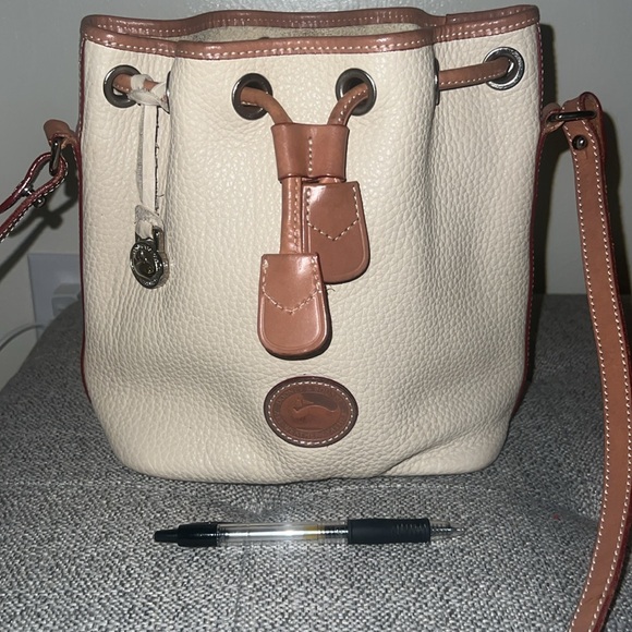 Dooney & Bourke small vintage leather satchel